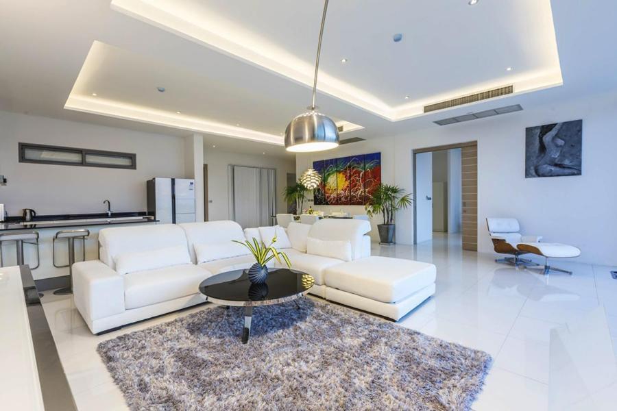 The View Phuket By Resava Aparthotel Pantai Kata Luaran gambar