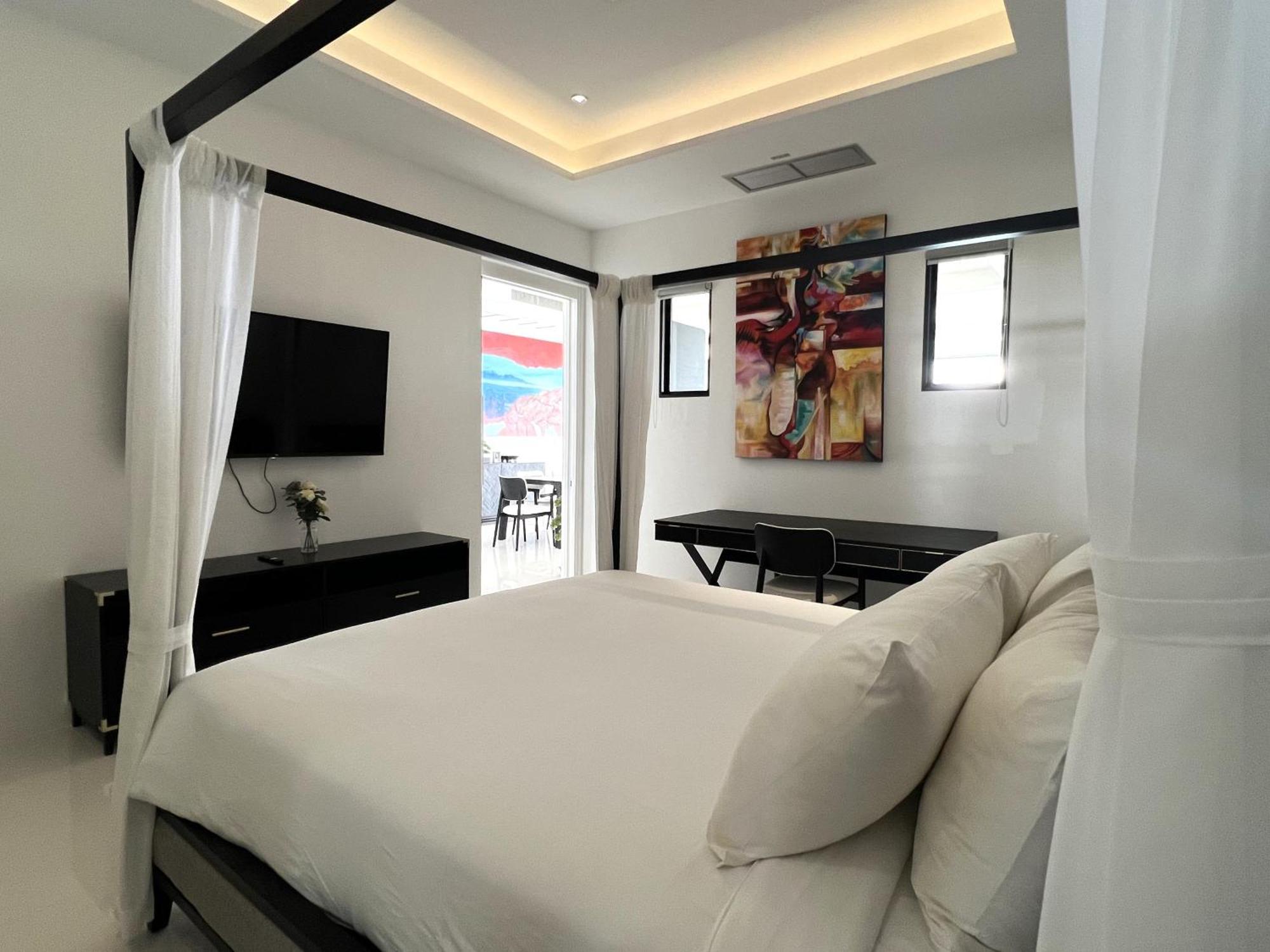 The View Phuket By Resava Aparthotel Pantai Kata Bilik gambar